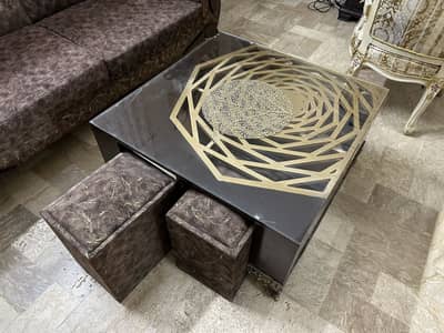 Table with 3 Stools