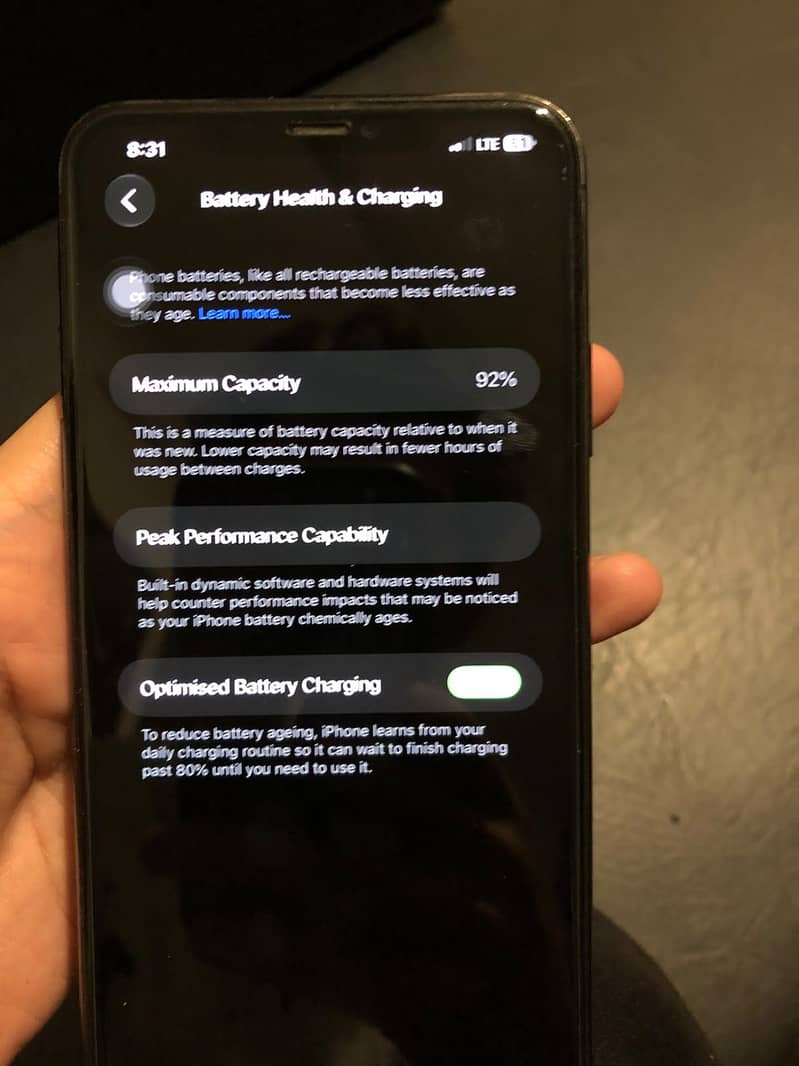 Apple iPhone 11 Pro Max 2