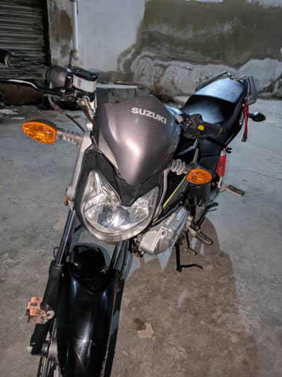 Suzuki gsx125