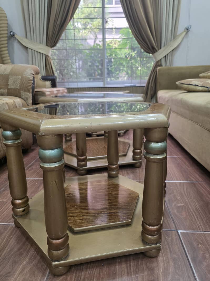 Couch + 3 tables with glass Top 5