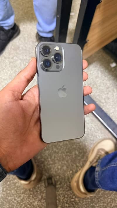 Apple iPhone 13 Pro