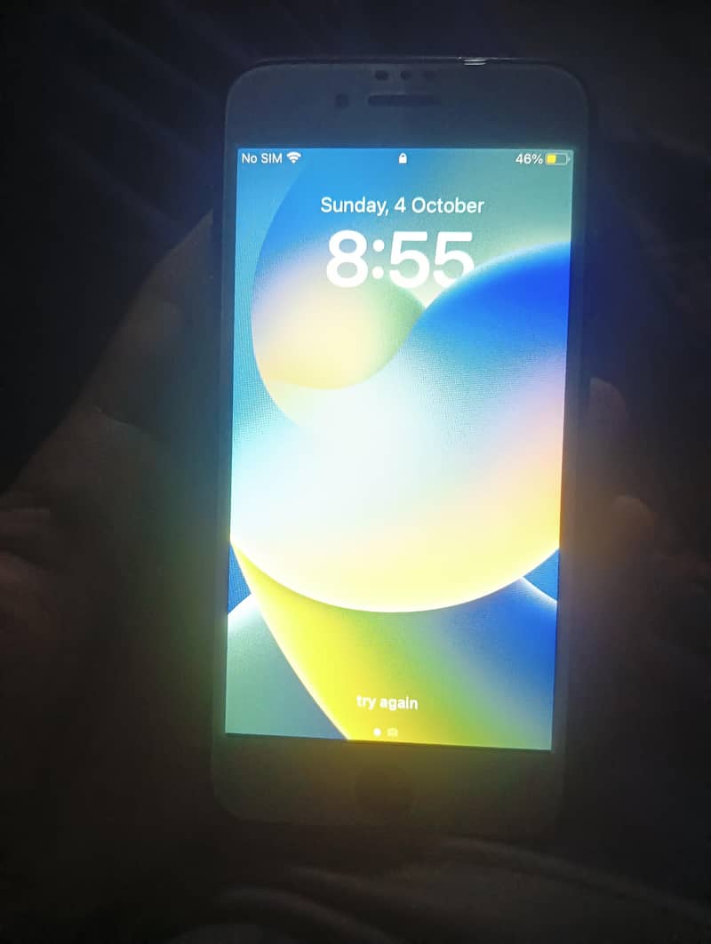 Apple iPhone 8 0