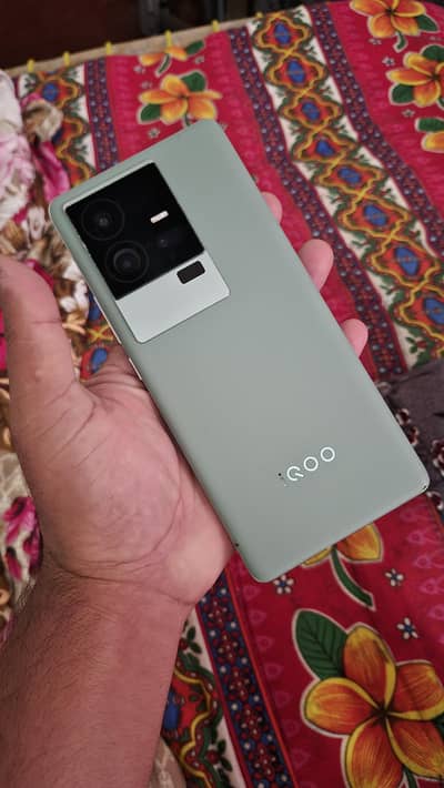 Vivo iQOO 11 Pro