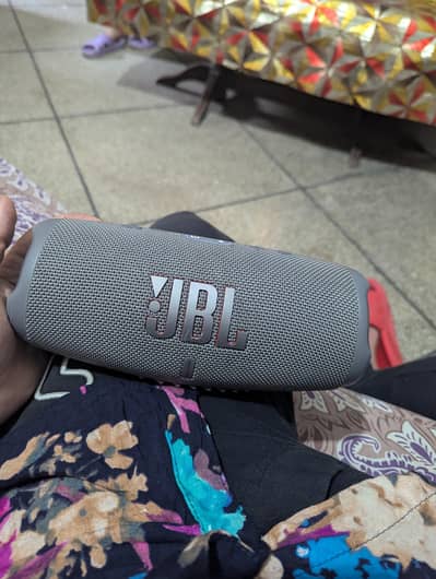 JBL charge 5 orignal speaker