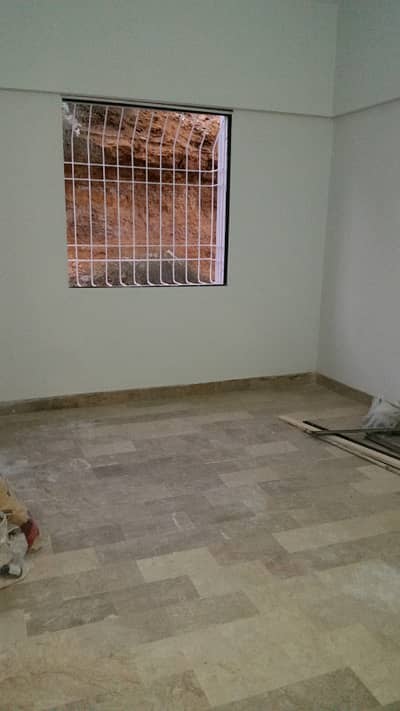 OLYMPIC TOWER 2 BED DD FLAT FOR SALE IN GULSHAN E IQBAL BLOCK 11