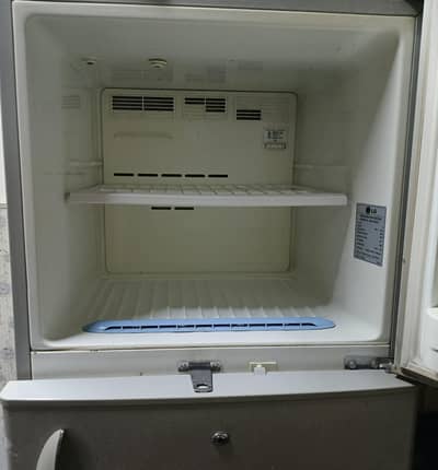 Good Condition LG Refrigerator NOFROST for sale