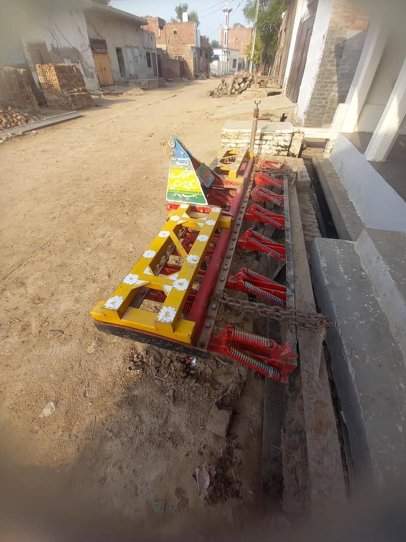 tractor ampliment 4