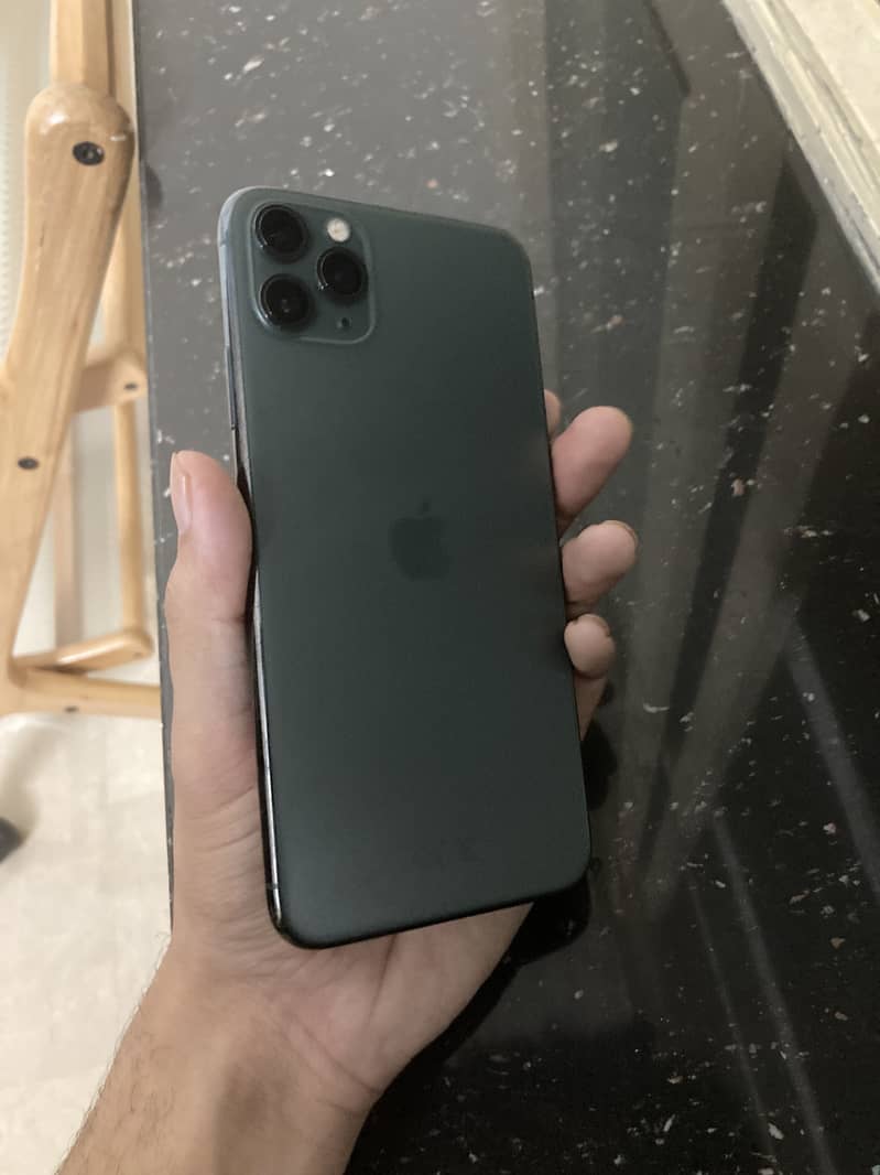 Apple iPhone 11 Pro Max 3