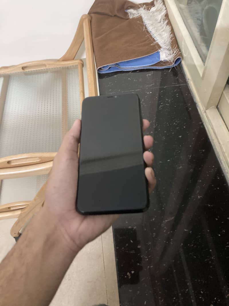 Apple iPhone 11 Pro Max 5