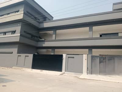 40000+ sq. ft. factory available for Rent on Ferozepur road Gajju mata Lahore