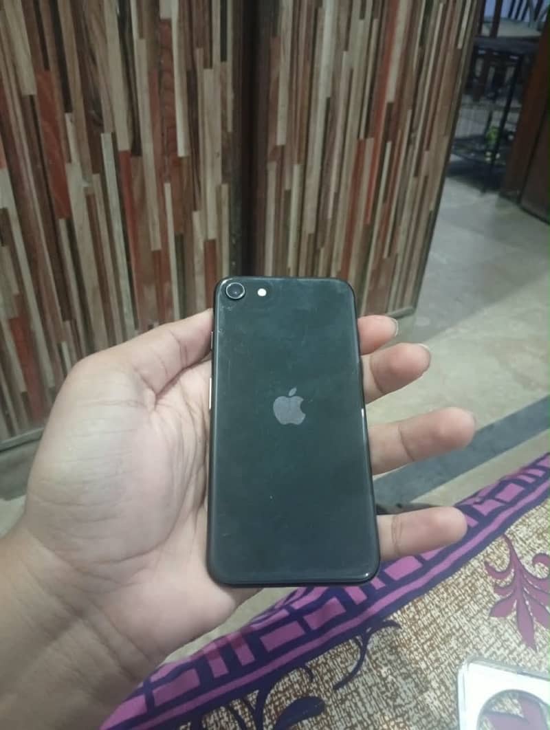 Apple iPhone SE 1
