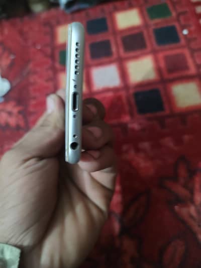 Apple iPhone 6