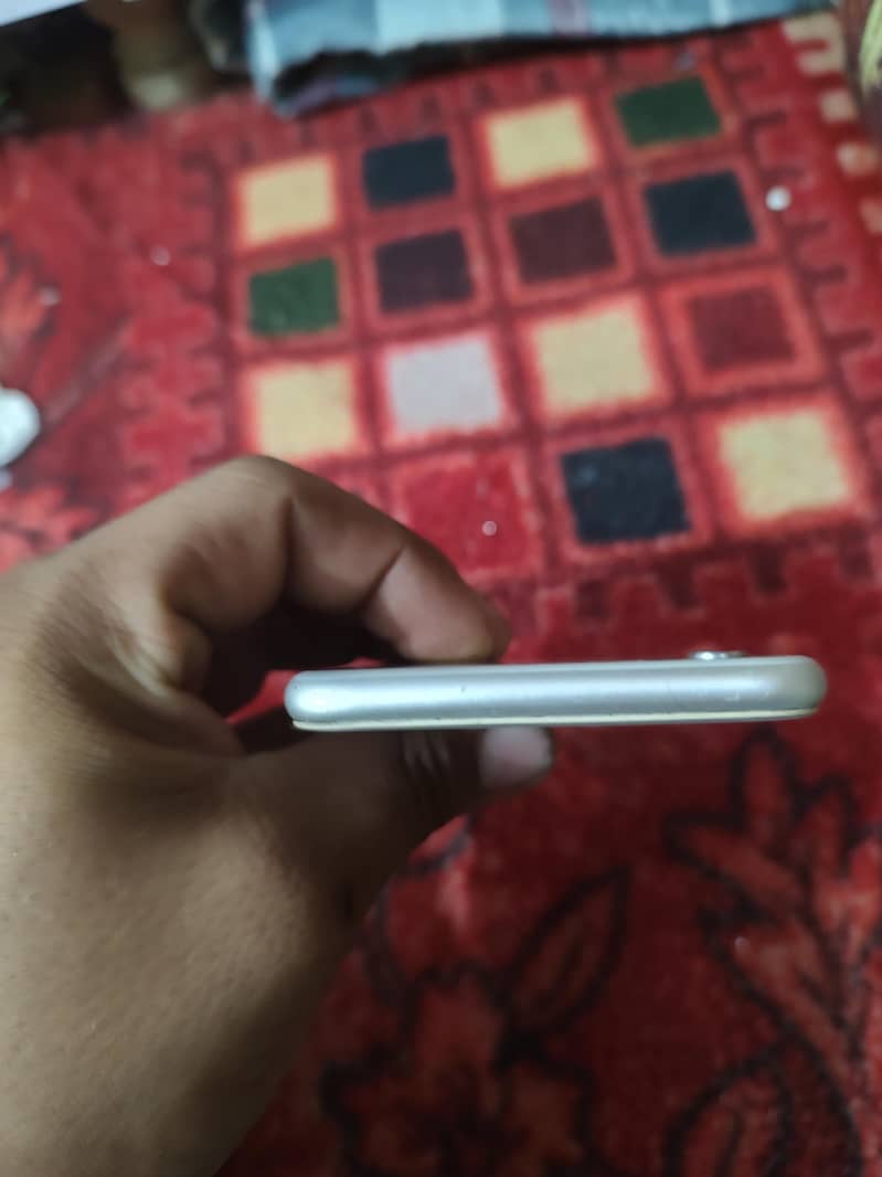 Apple iPhone 6 1