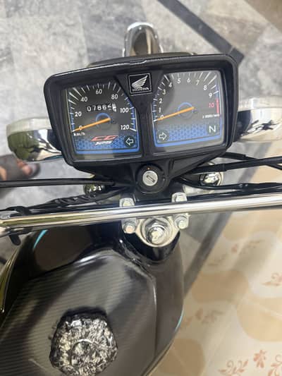 Honda CG125 Black Edition