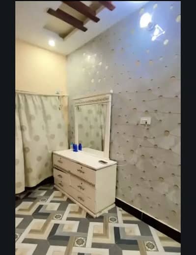King bed nd dressing table