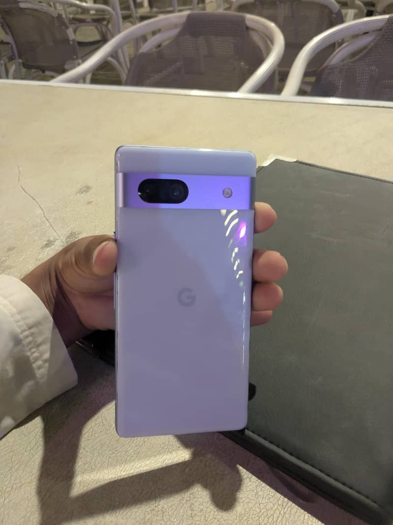 Google Pixel 7a 4