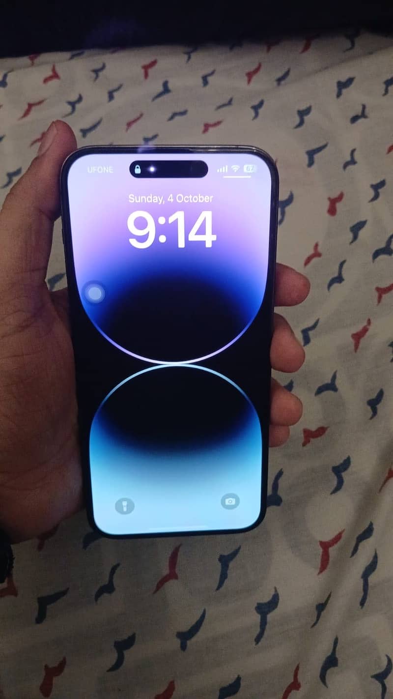 Apple iPhone 14 Pro Max 0