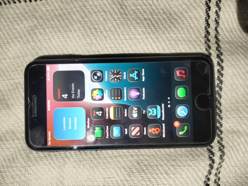 Apple iPhone SE 0