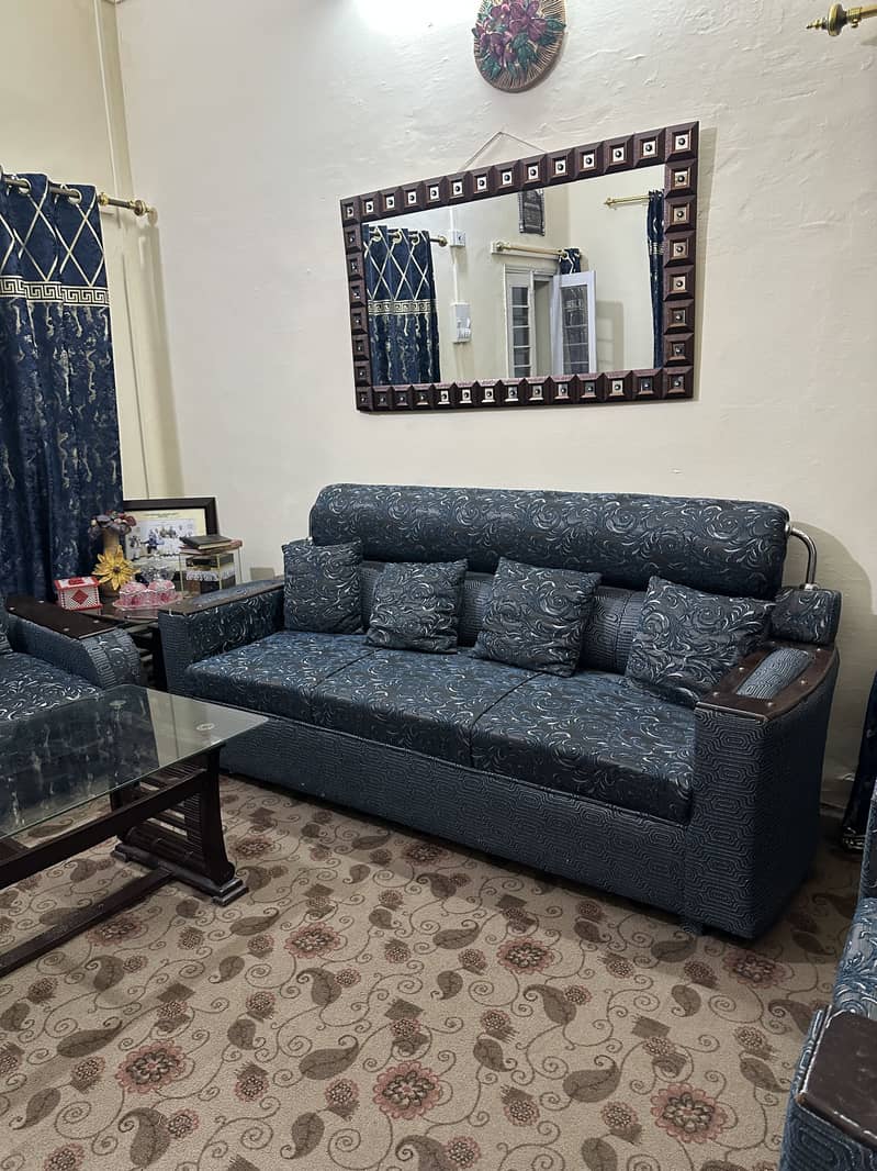 Sofa set 5 seater 4