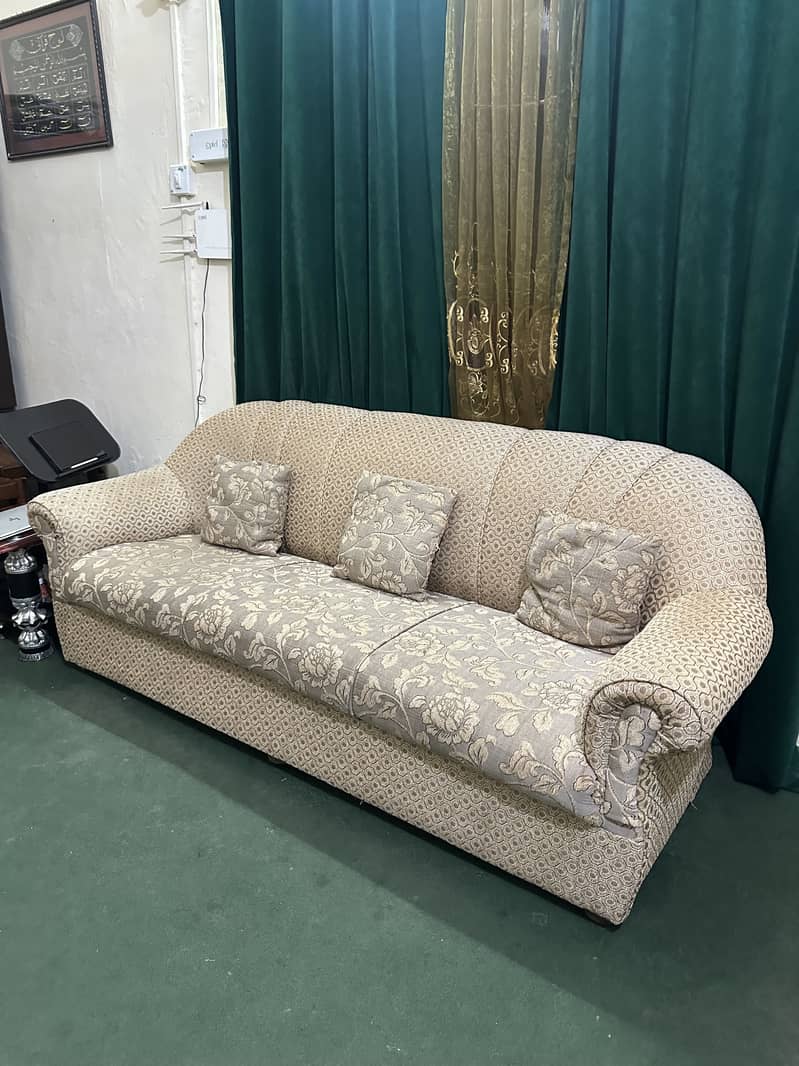 Sofa set 5 seater 8