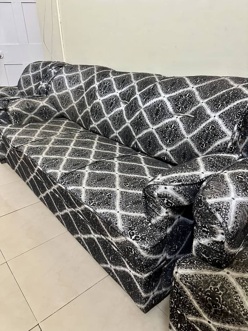 Sofa set 5 seater 11