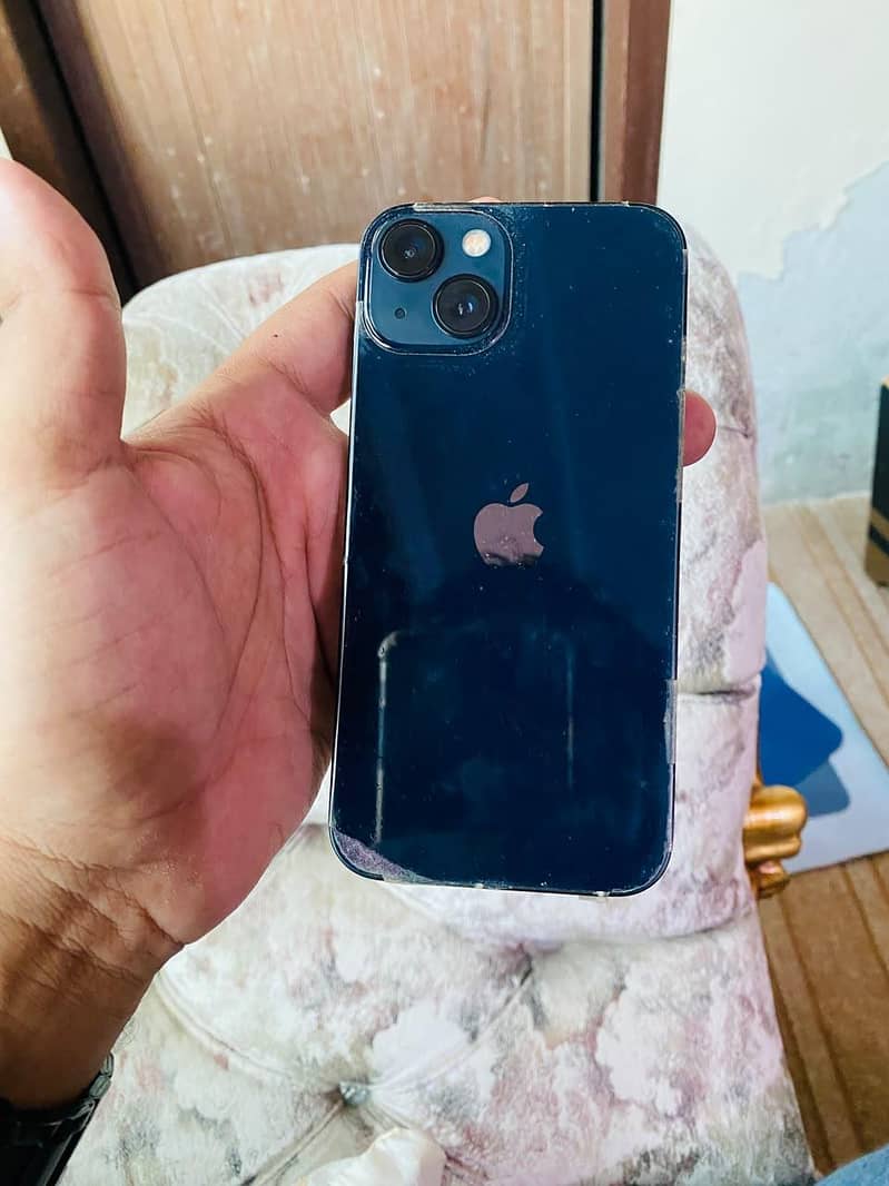 Apple iPhone 13 0