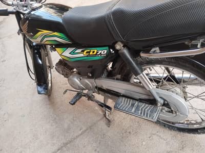 Honda CD 70 2023
