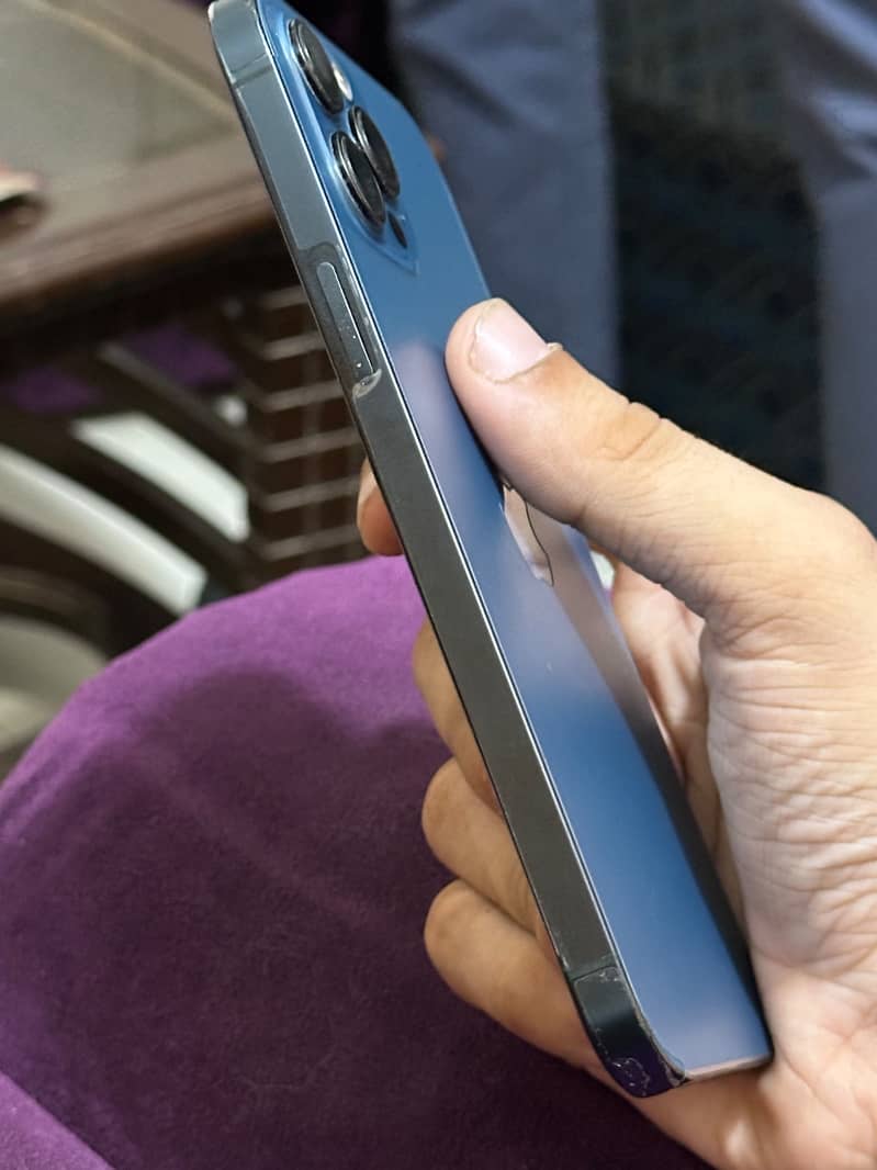 Apple iPhone 12 Pro Max 1