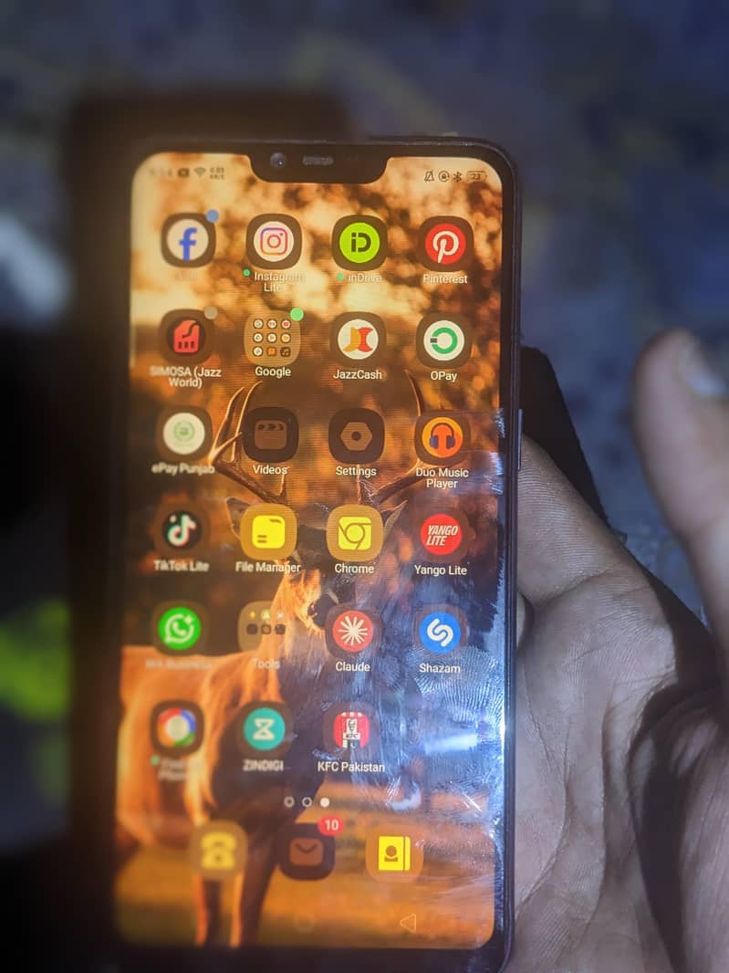 OPPO A3s 3