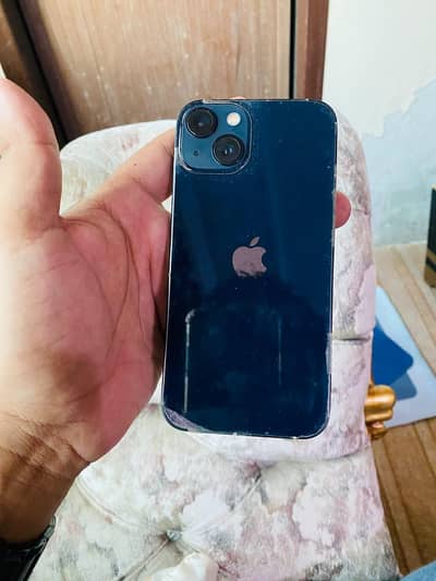 Apple iPhone 13