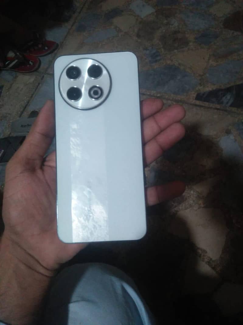 Tecno SPARK 30 Pro 2
