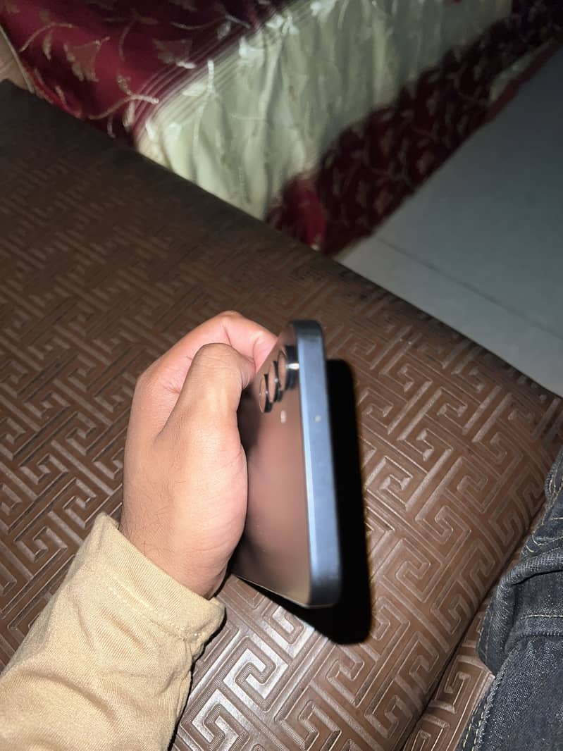 Samsung Mobile A16 0