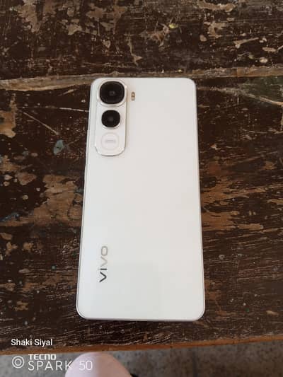 Vivo Y400
