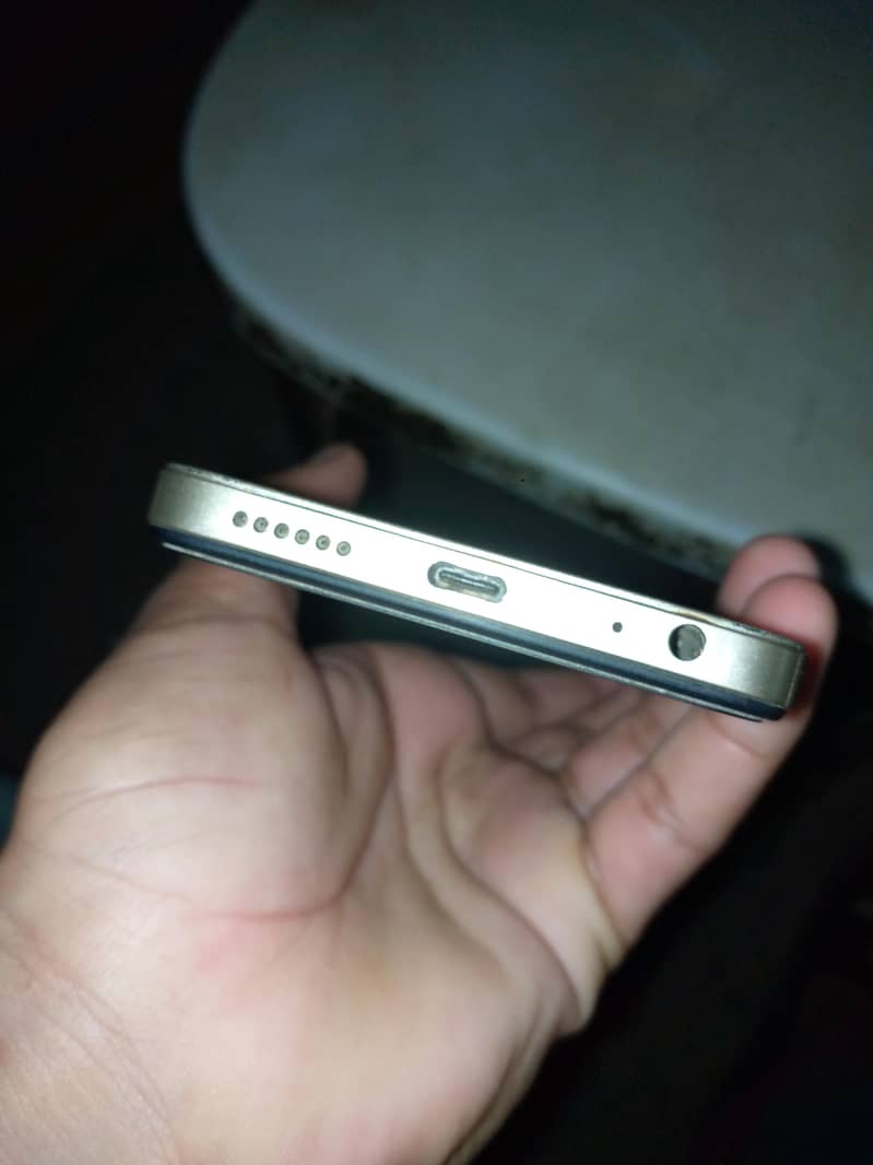 Tecno Spark 20C 5