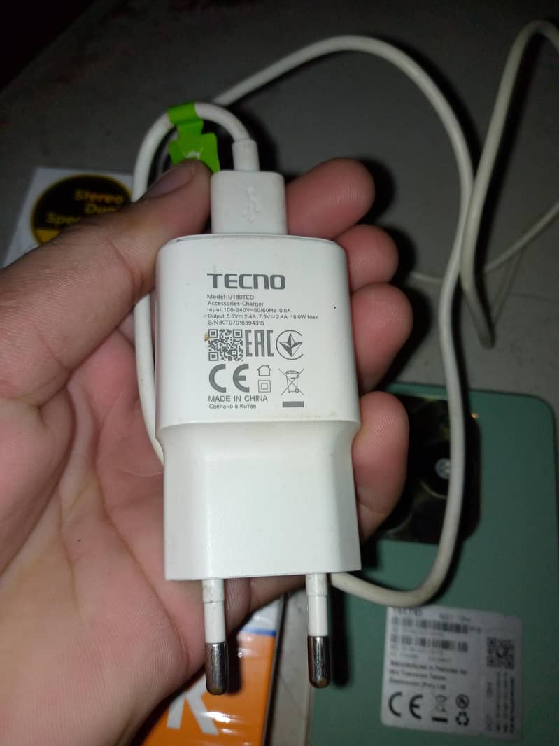 Tecno Spark 20C 9