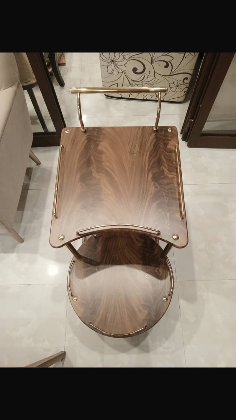 Tea table 0