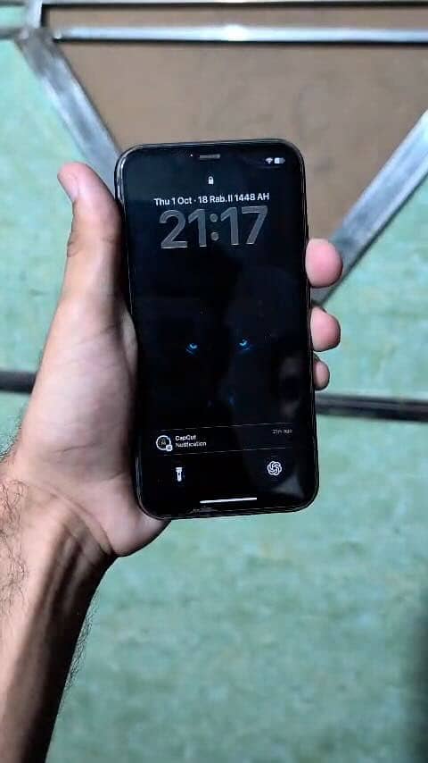 Apple iPhone 11 3
