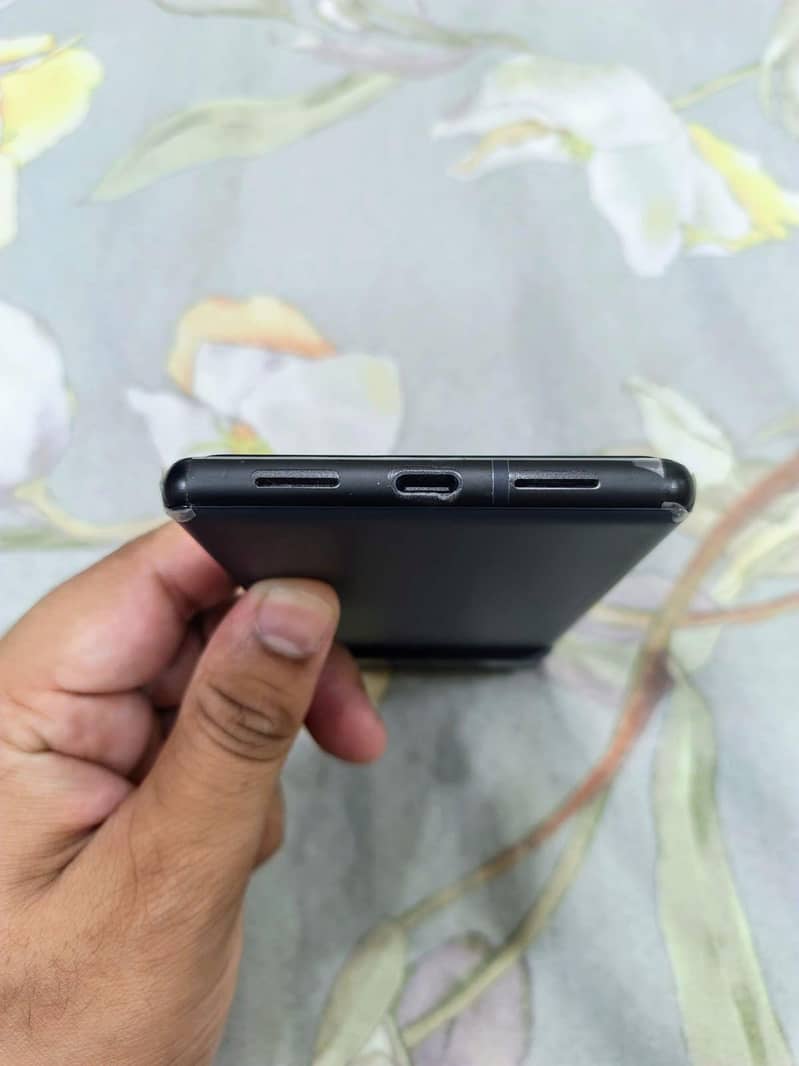 Google Pixel 6 5