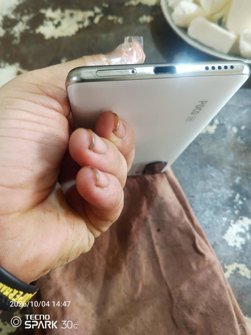 Xiaomi Poco f3 4