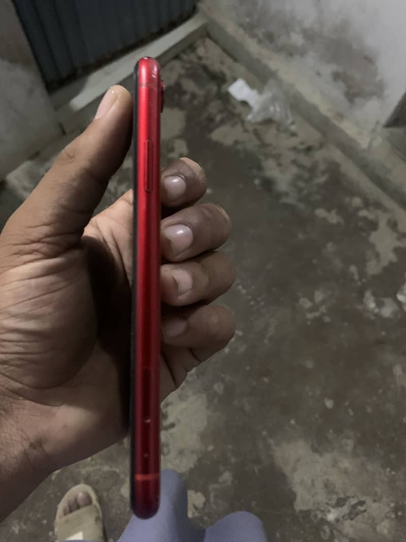 Apple iPhone XR 2