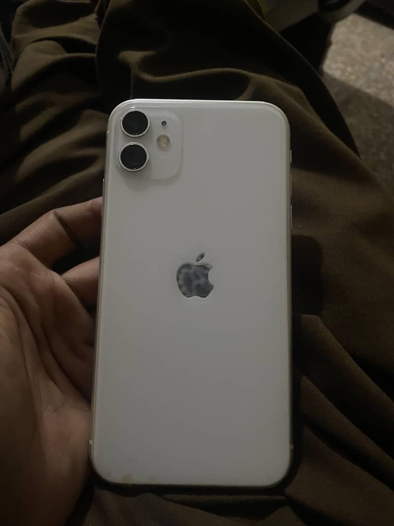 Apple iPhone 11 0