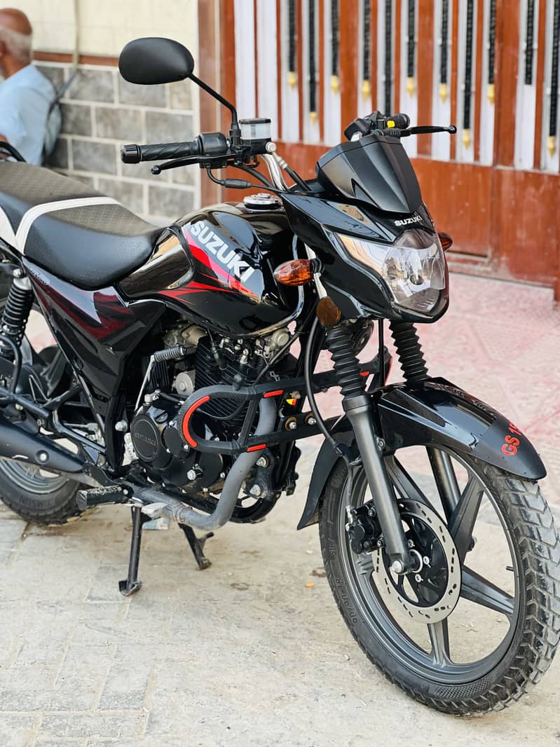 Suzuki GR-150 2
