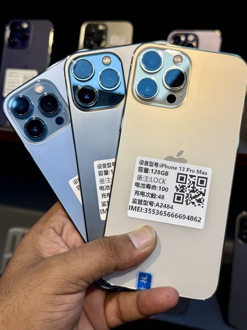 Apple iPhone 13 Pro Max 0