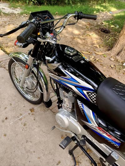 Honda 125 Model 2025 BLACK LusSh Condition For Lovers