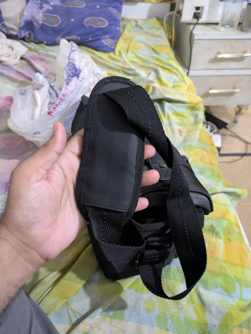 Nikon camera baig 14