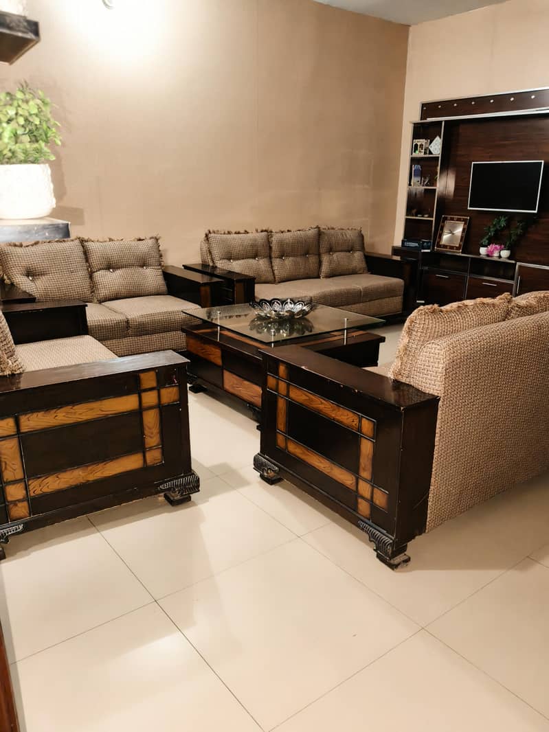 10 seater sofa + table +  covers 3