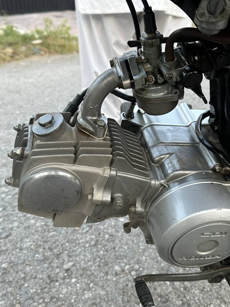 Honda CD 70 8