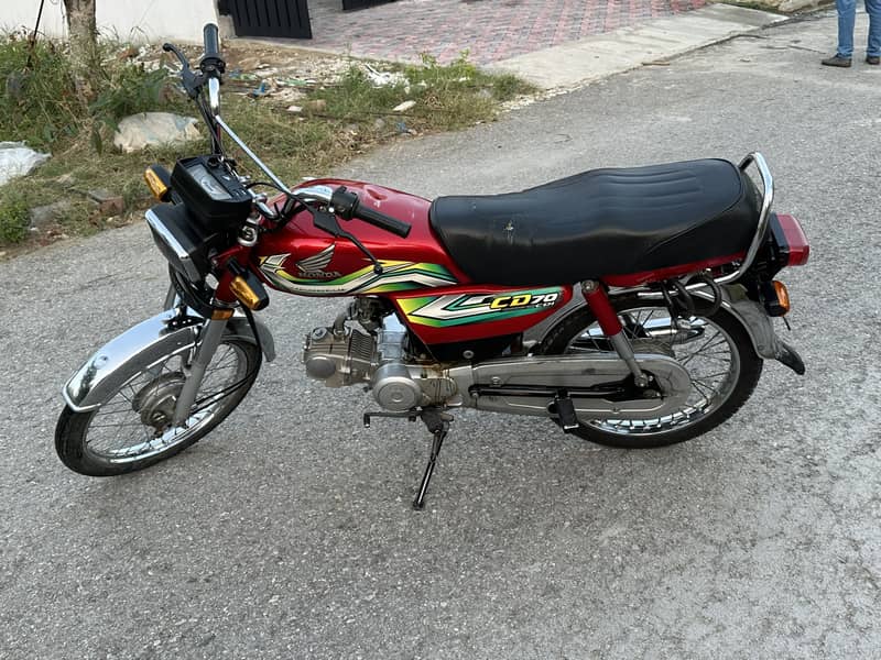 Honda CD 70 9