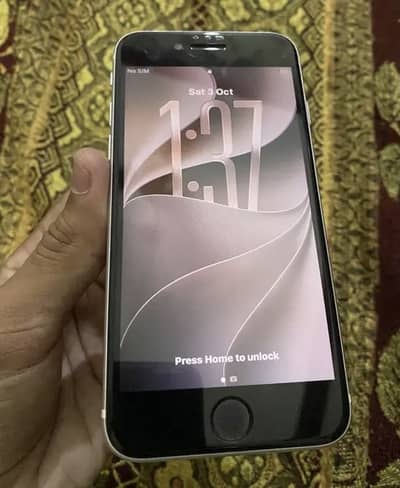 Apple iPhone SE Officially pta approved