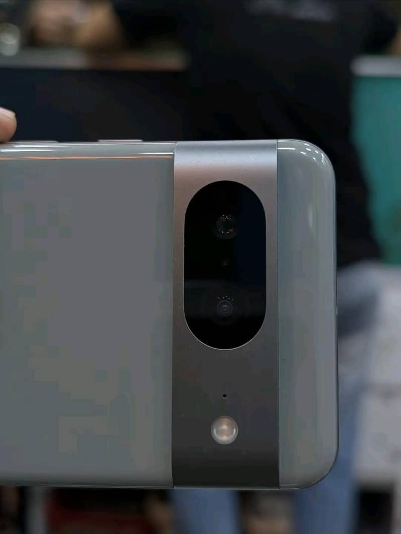 Google Pixel 8 2